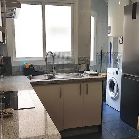 Apartment, 3 Bedrooms, Downtown 아파트